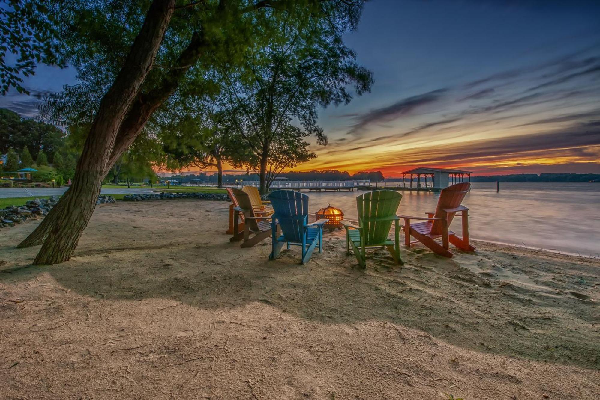 Lake Norman Breakaway Mooresville Exterior photo